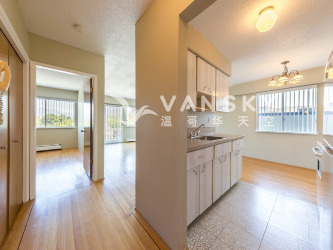 260211185454_4651-Hastings-kitchen room.jpg